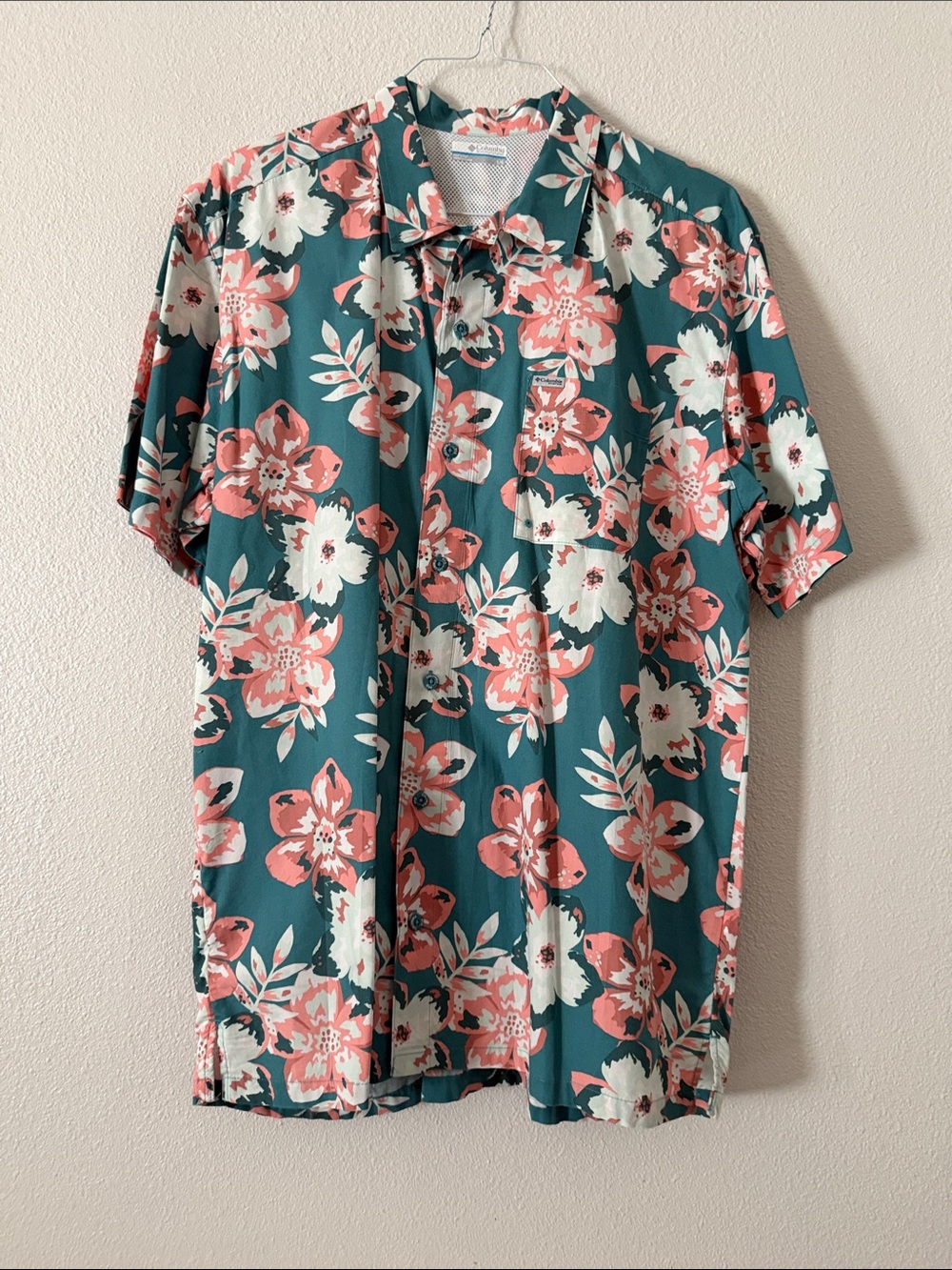 Columbia Men’s Casual Short-Sleeve Floral Button-Down Shirt in Teal & Coral
